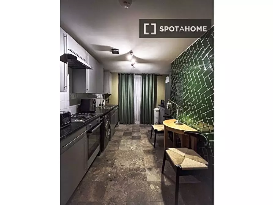 Immagine 8 di Appartamento in affitto  in Millard Rd a Lewisham