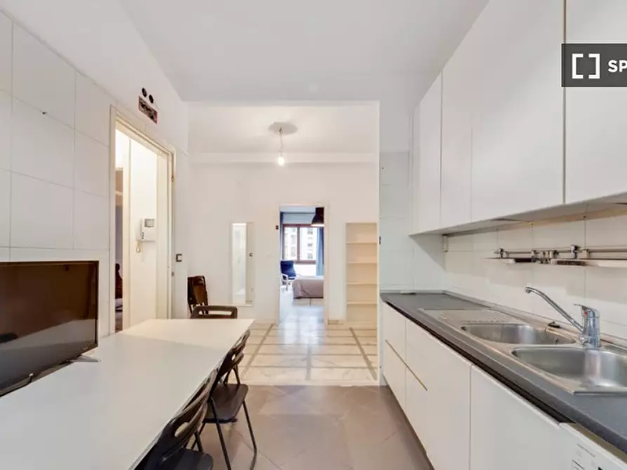 Immagine 12 di Camera condivisa in affitto  in Via Copernico a Milano