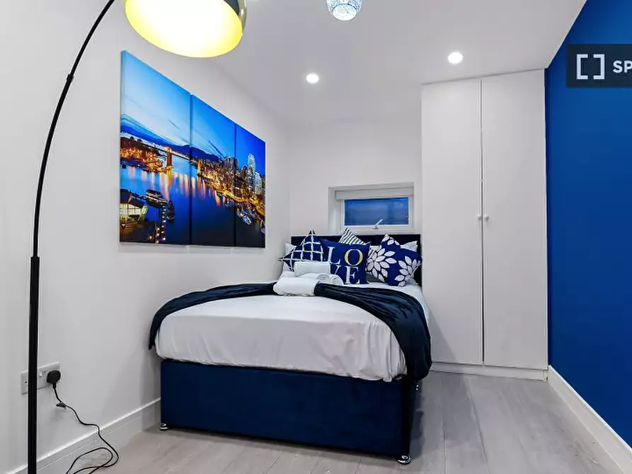 Immagine 2 di Appartamento in affitto  in flat a Tottenham
