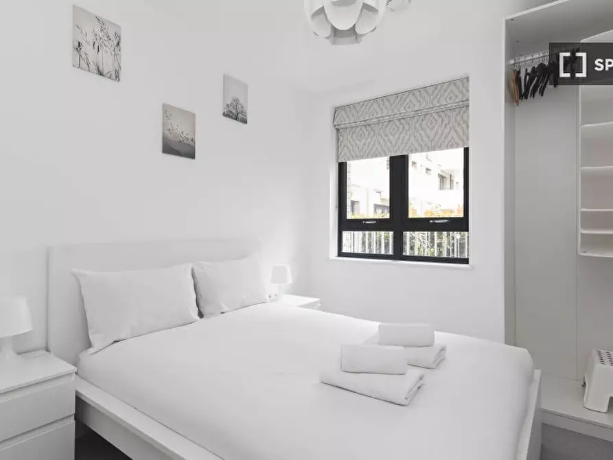 Immagine 3 di Appartamento in affitto  in Lakeside Dr a Brent