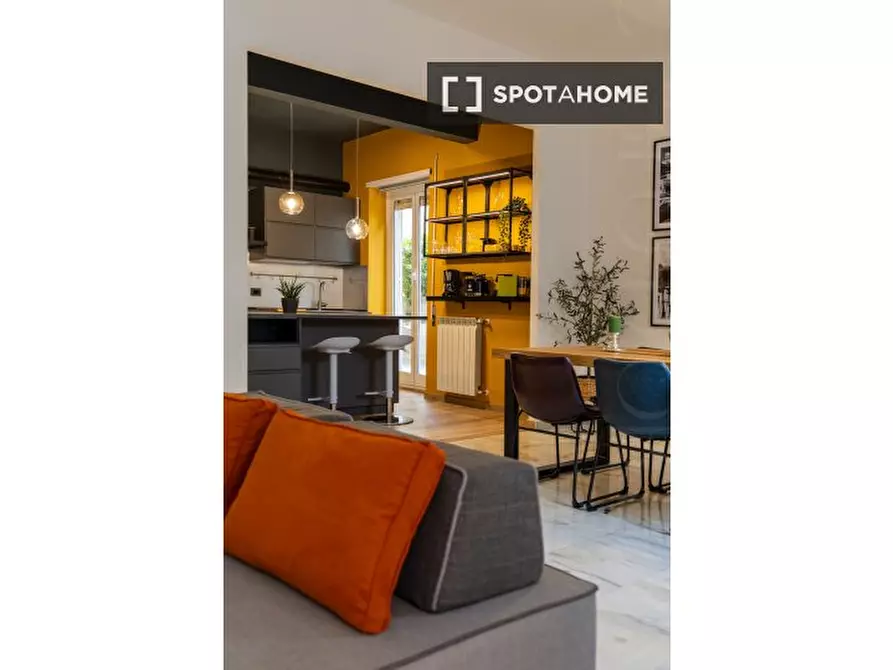 Immagine 11 di Appartamento in affitto  in Via del Casaletto a Roma