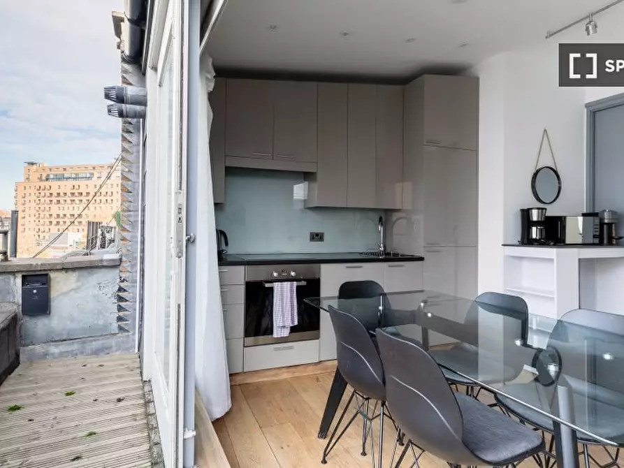 Immagine 8 di Appartamento in affitto  in Apartment a Kensington