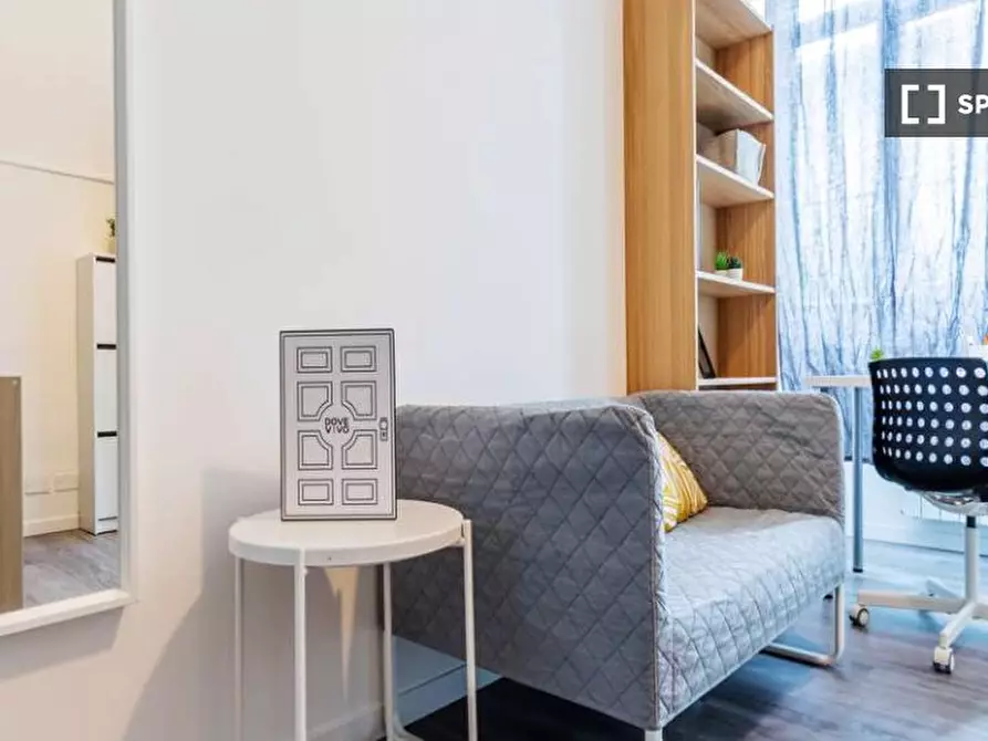 Immagine 8 di Camera condivisa in affitto  in Via Natale Battaglia a Milano