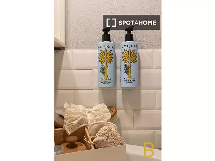 Immagine 13 di Ufficio in affitto  in Corso Como a Milano