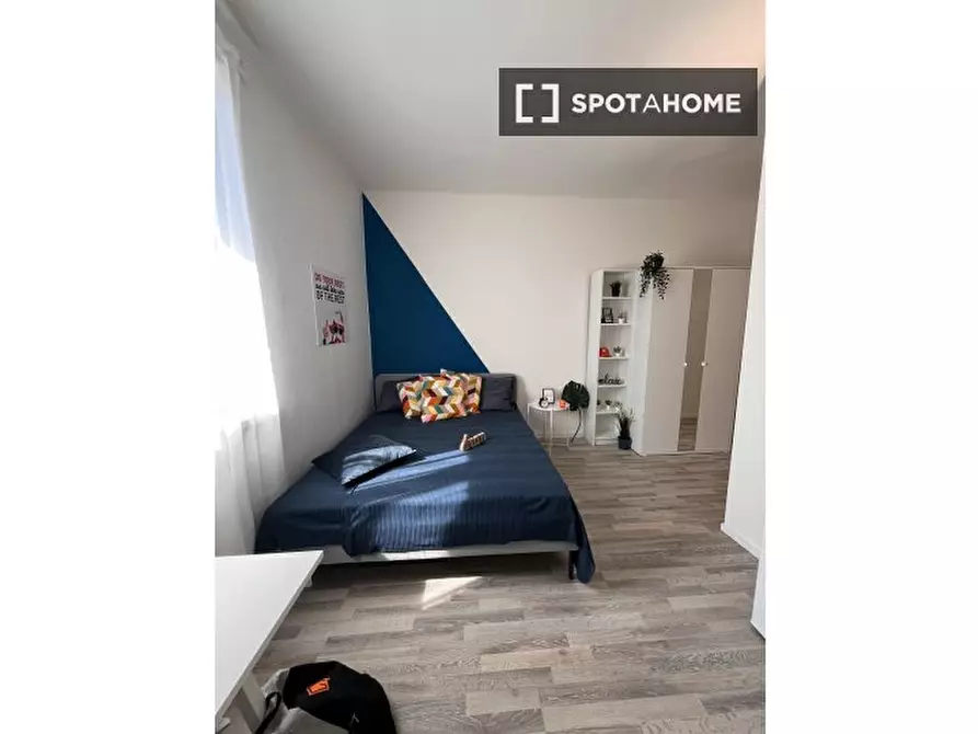 Immagine 7 di Camera condivisa in affitto  in Fabio Filzi a Trento