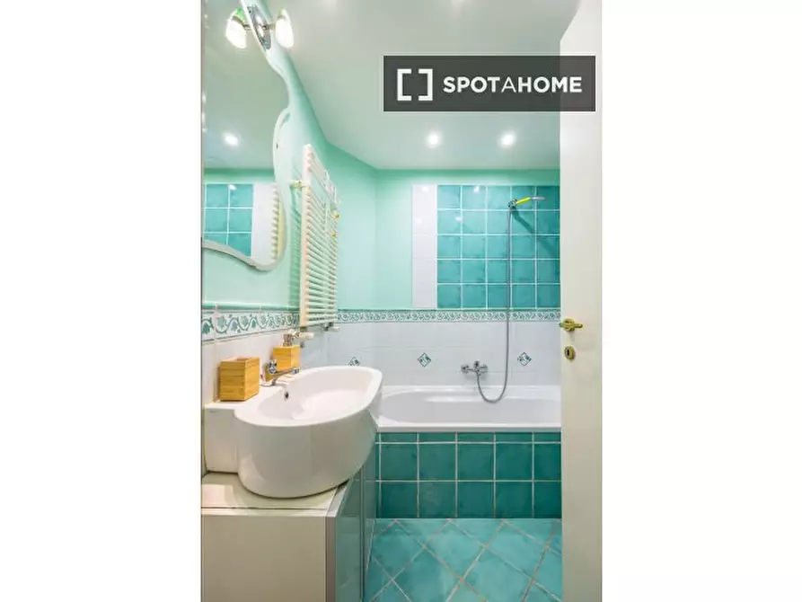 Immagine 18 di Appartamento in affitto  in Vico II Alabardieri a Napoli