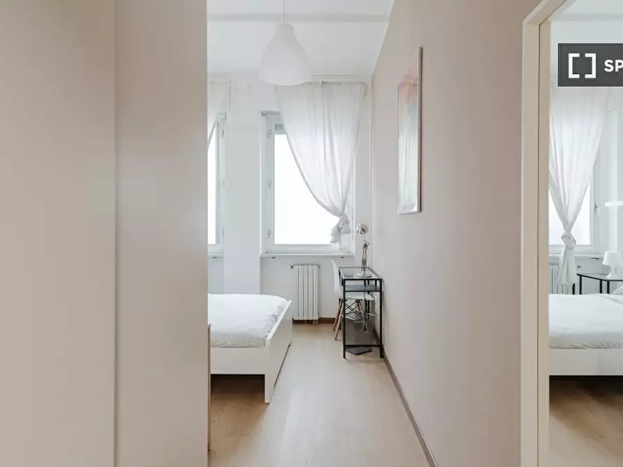 Immagine 1 di Camera condivisa in affitto  in Via Ernesto Breda a Milano