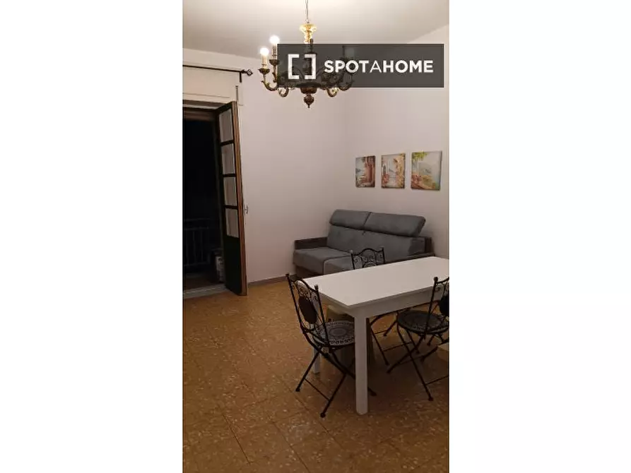 Immagine 2 di Appartamento in affitto  in Via Costantino a Napoli