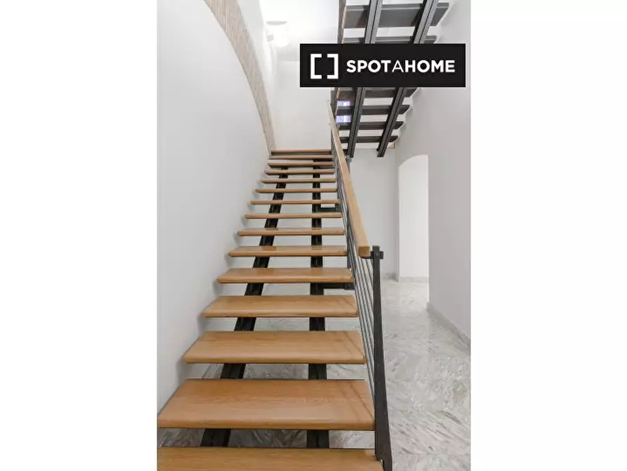 Immagine 13 di Appartamento in affitto  in Via del Collegio Capranica a Roma