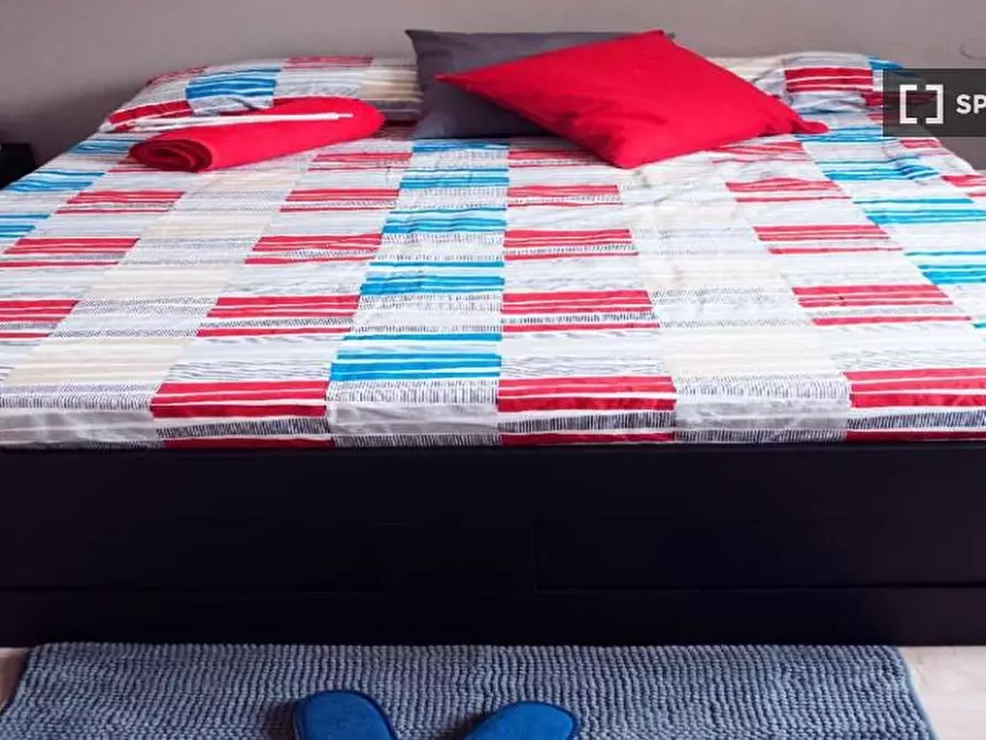 Immagine 2 di Camera condivisa in affitto  in Via Privata Reggio a Milano