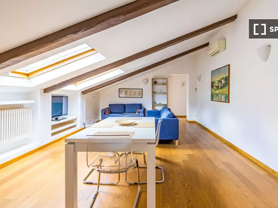 Immagine 14 di Appartamento in affitto  in Via Duomo a Napoli