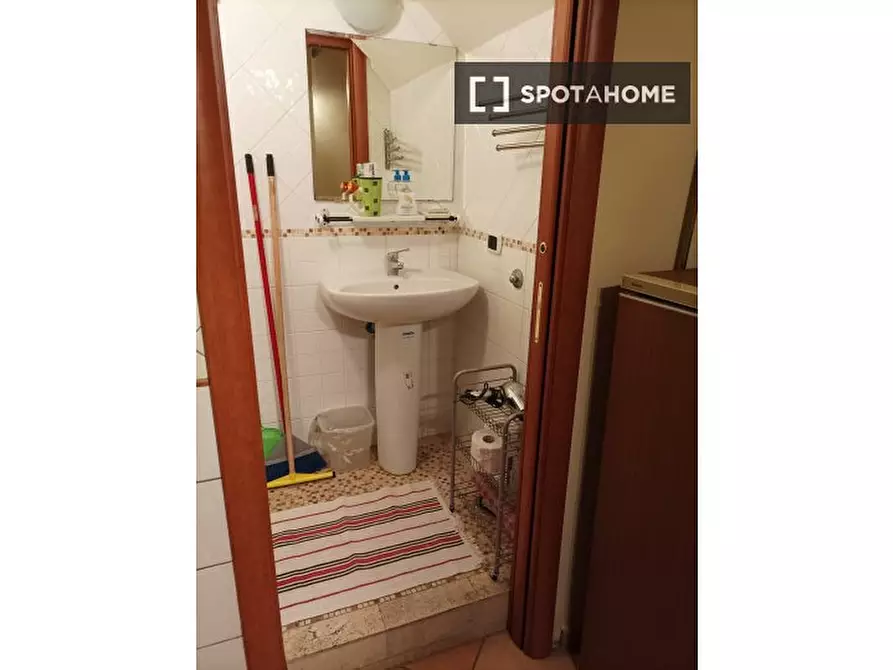 Immagine 7 di Appartamento in affitto  in Via del Carmine a Napoli
