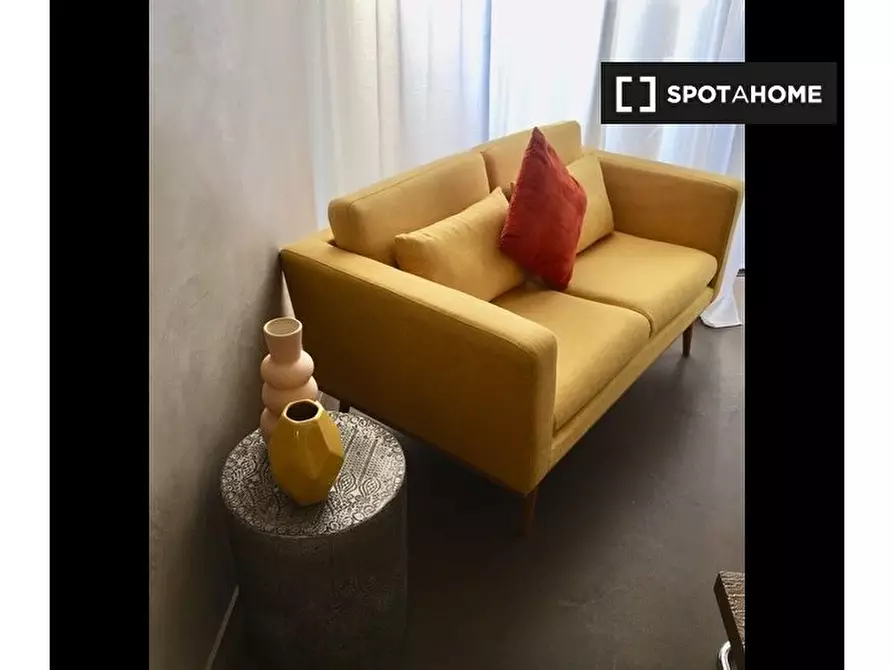 Immagine 11 di Appartamento in affitto  in Via Pantano a Milano