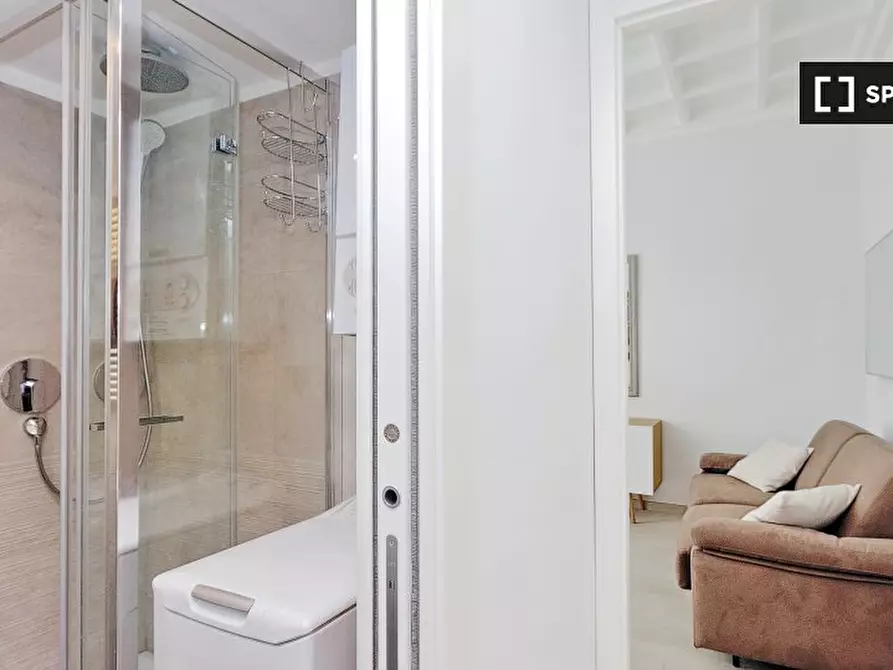 Immagine 10 di Appartamento in affitto  in Via Margutta a Roma