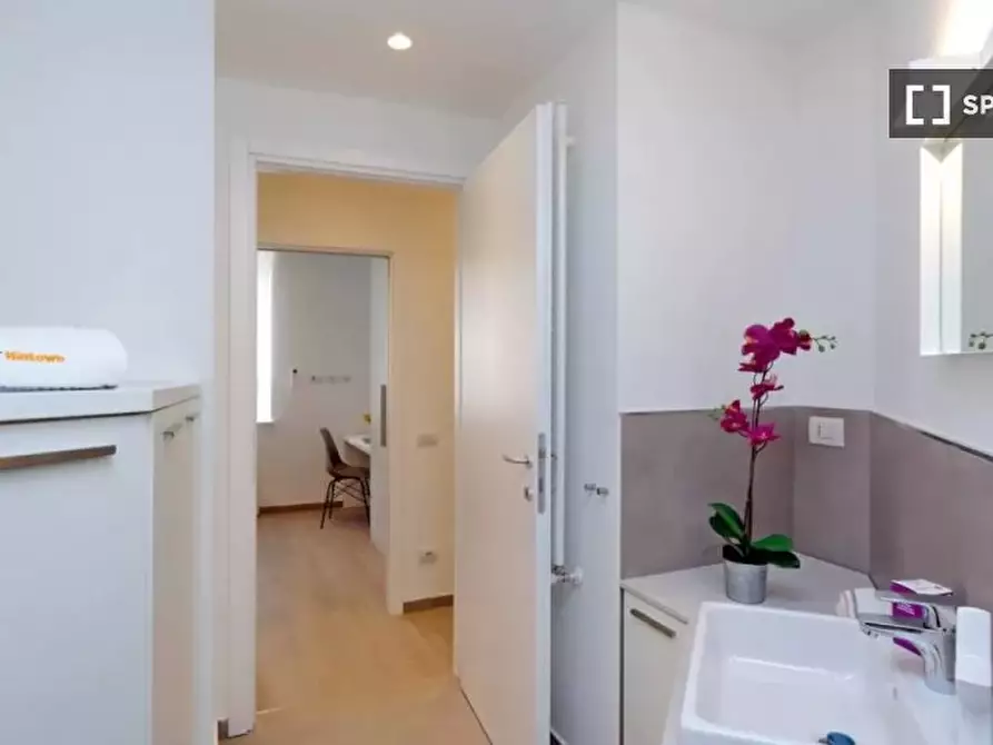 Immagine 8 di Appartamento in affitto  in Via Giuseppe Mazzini a Milano