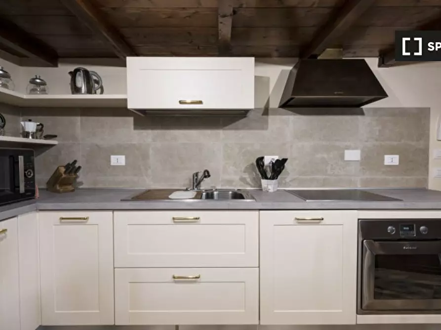 Immagine 5 di Appartamento in affitto  in Via dei Canacci a Firenze