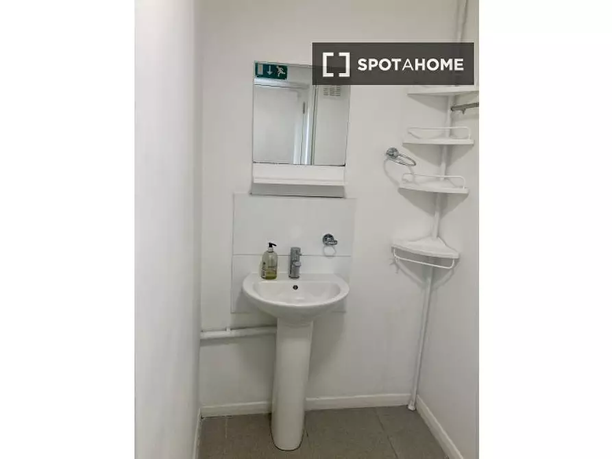 Immagine 8 di Appartamento in affitto  in Wansey St a Camberwell