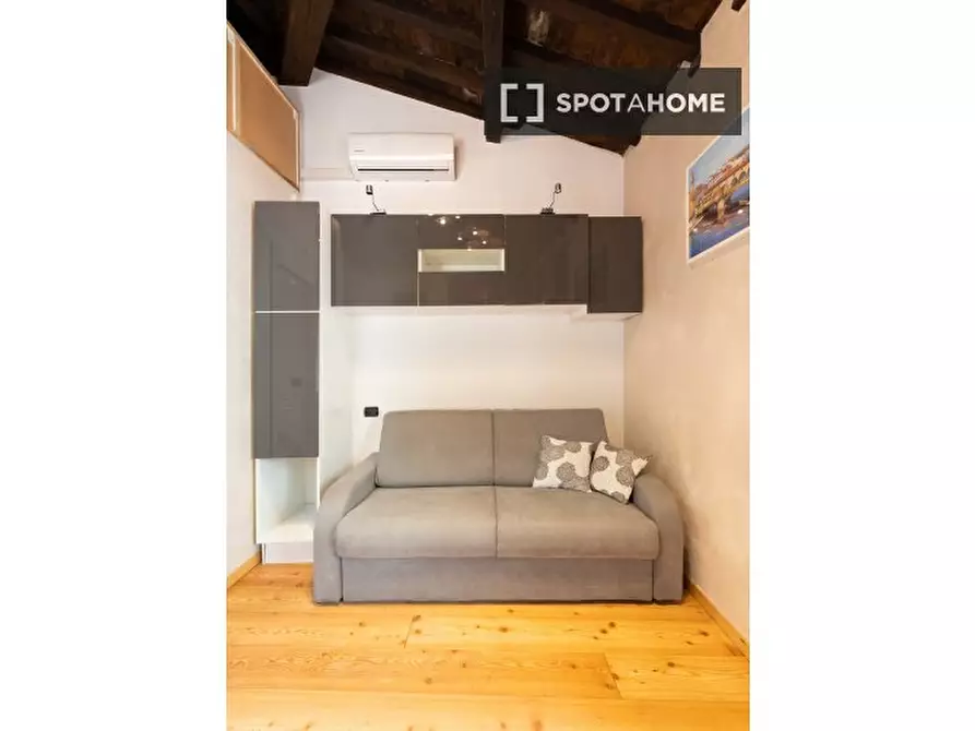 Immagine 9 di Ufficio in affitto  in Via Osteria del Guanto a Firenze