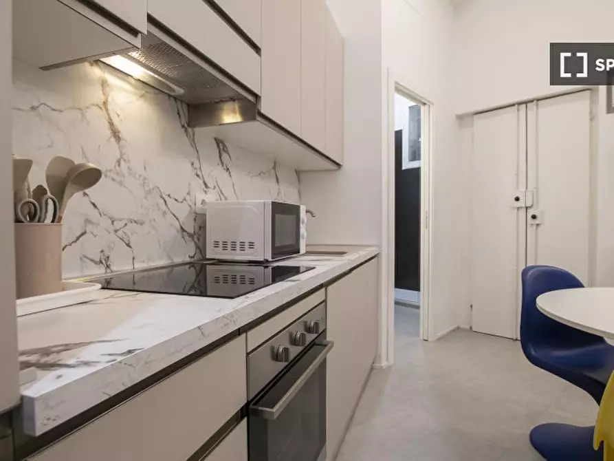 Immagine 11 di Appartamento in affitto  in Via Giuseppe Giacosa a Milano