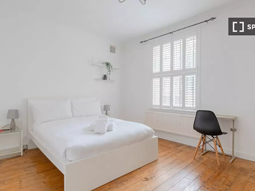 Immagine 4 di Appartamento in affitto  in Clapham High St a Lambeth