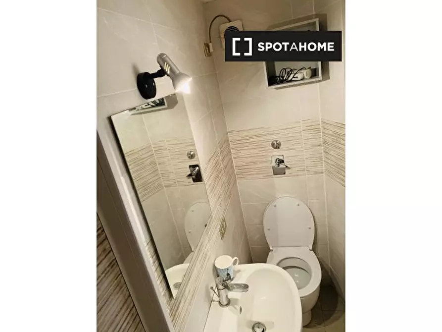 Immagine 9 di Ufficio in affitto  in Via Fratelli Bronzetti a Milano