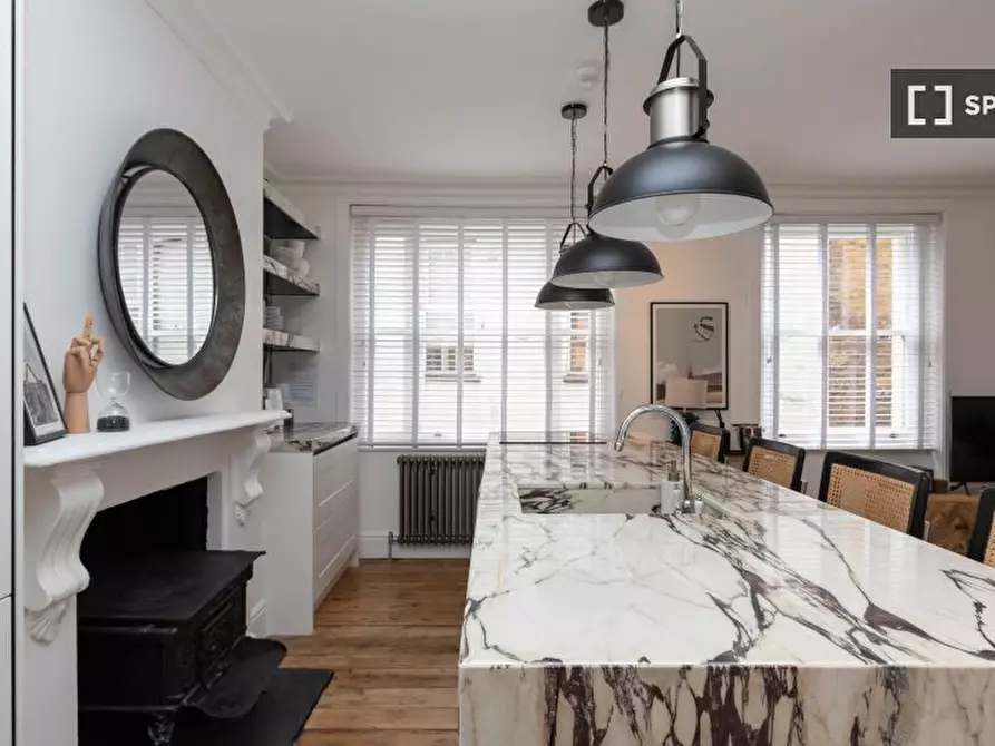 Immagine 17 di Appartamento in affitto  in flat a Camden Town