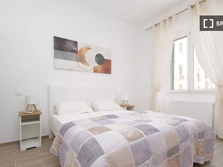 Immagine 19 di Appartamento in affitto  in Via Lorenzo il Magnifico a Roma