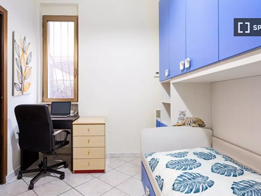 Immagine 12 di Appartamento in affitto  in Via Arezzo a Roma