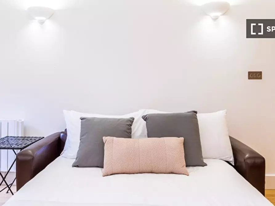 Immagine 14 di Appartamento in affitto  in a St John Street a Islington