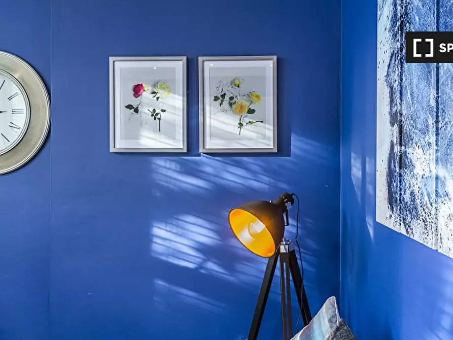 Immagine 8 di Appartamento in affitto  in Kilburn High Rd a Camden Town