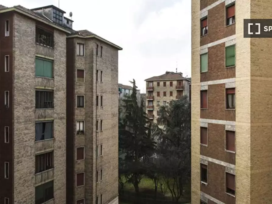 Immagine 1 di Camera condivisa in affitto  in Via Salvatore Barzilai a Milano