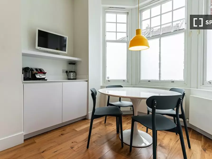 Immagine 6 di Appartamento in affitto  in Leathwaite Rd a Wandsworth