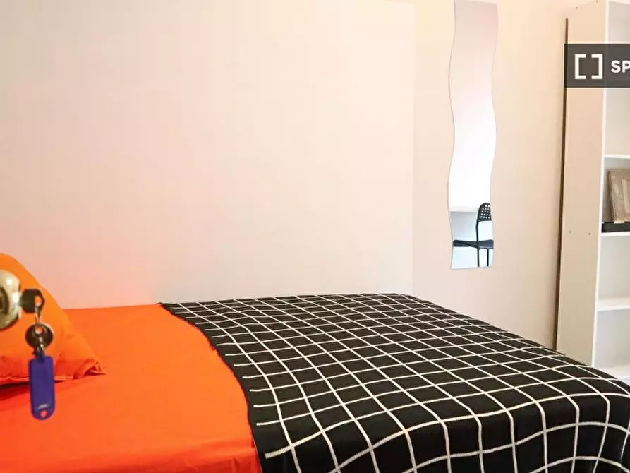 Immagine 1 di Camera condivisa in affitto  in Via tigellio a Cagliari