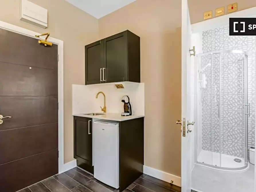 Immagine 9 di Ufficio in affitto  in High Rd a Tottenham