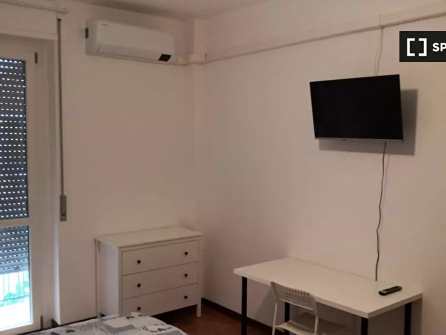 Immagine 15 di Camera condivisa in affitto  in Via Milano a Baranzate