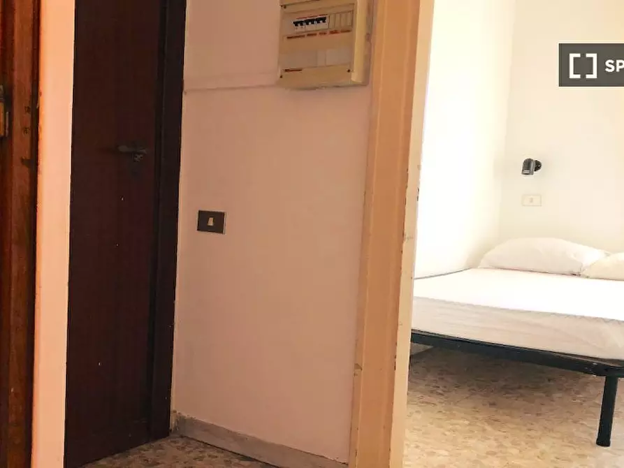 Immagine 5 di Camera condivisa in affitto  in Viale Egeo, 00144 Roma RM, Italy a Roma