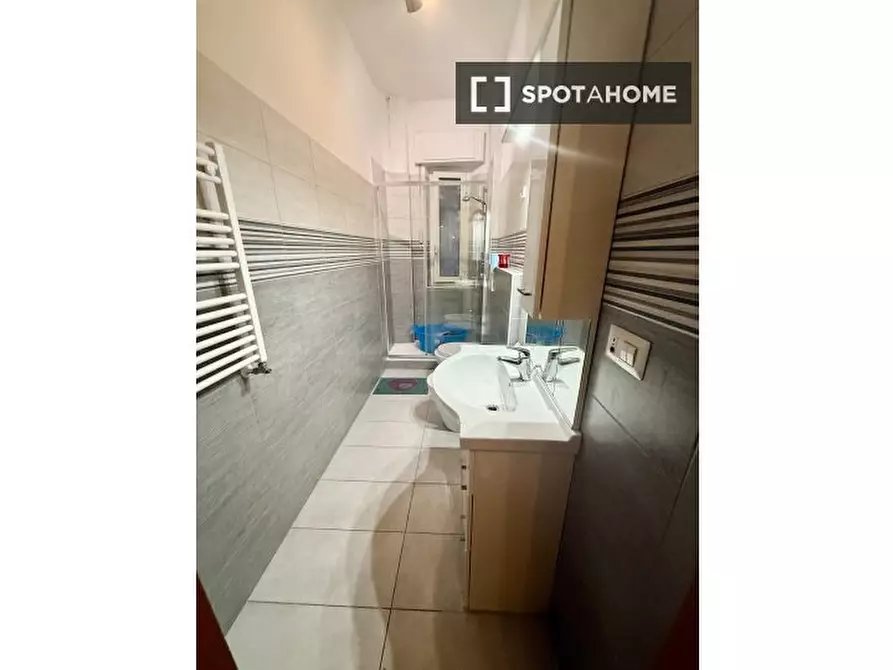 Immagine 2 di Appartamento in affitto  in Via Aversa a Roma