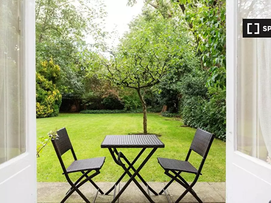 Immagine 12 di Appartamento in affitto  in Maresfield Gardens a Camden Town