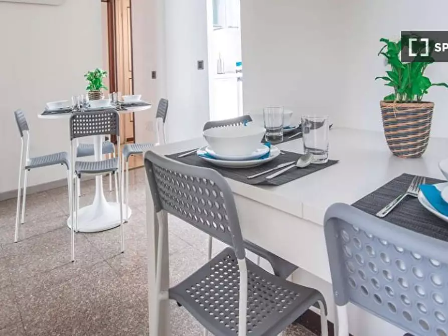 Immagine 13 di Camera condivisa in affitto  in Viale Monza a Milano