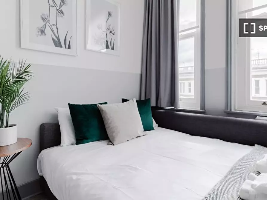 Immagine 3 di Appartamento in affitto  in Apartment a Kensington