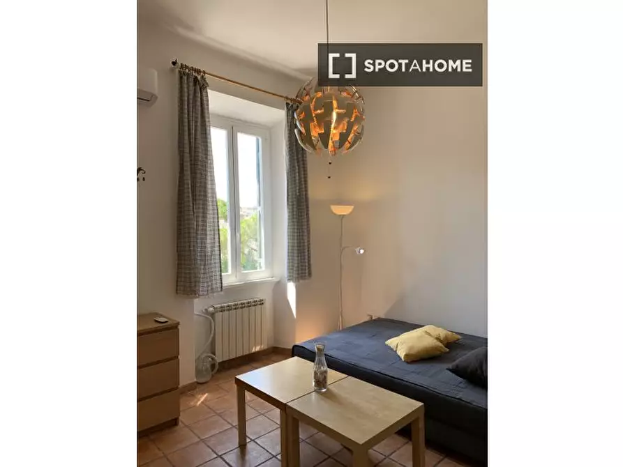 Immagine 19 di Appartamento in affitto  in Via Francesco Caracciolo a Roma