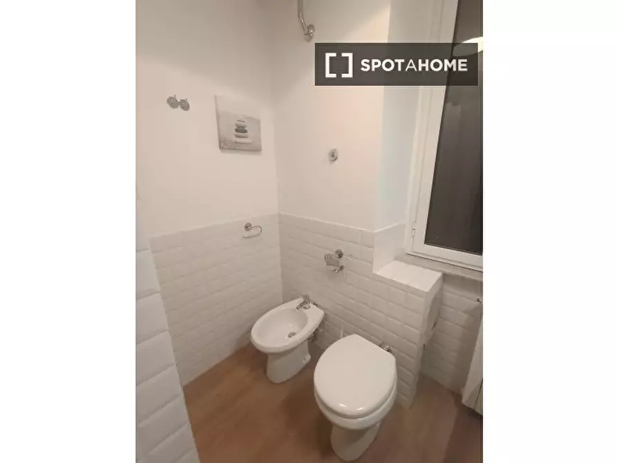 Immagine 13 di Ufficio in affitto  in Via dei Banchi Vecchi a Roma