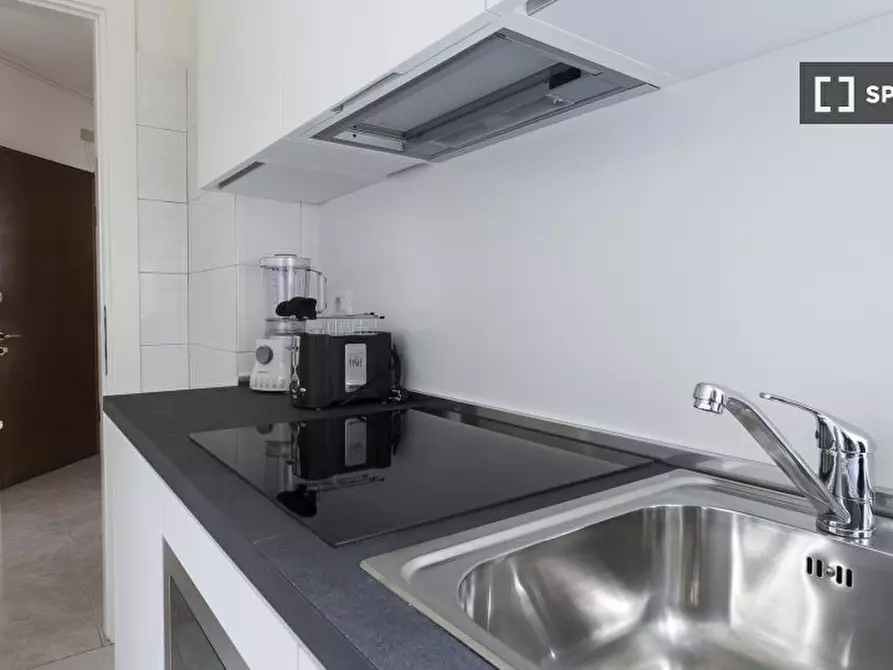 Immagine 5 di Appartamento in affitto  in Viale Argonne a Milano