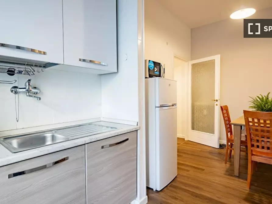 Immagine 17 di Appartamento in affitto  in Viale Val Padana a Roma