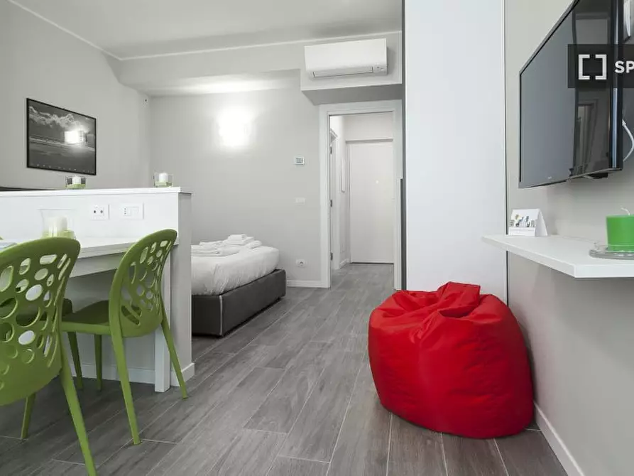 Immagine 12 di Appartamento in affitto  in Piazzale Luigi Cadorna a Milano