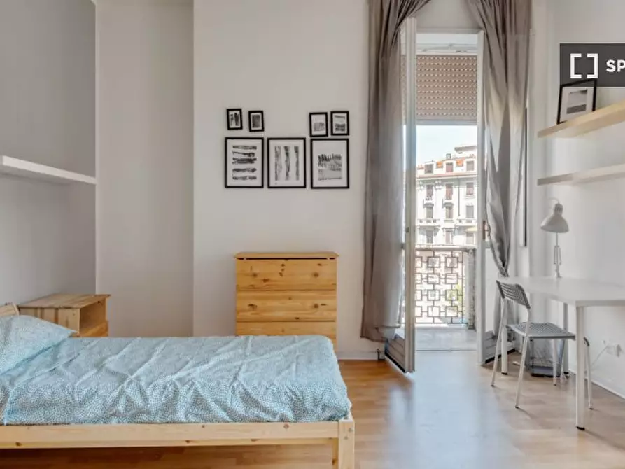 Immagine 2 di Camera condivisa in affitto  in Corso Di Porta Romana a Milano