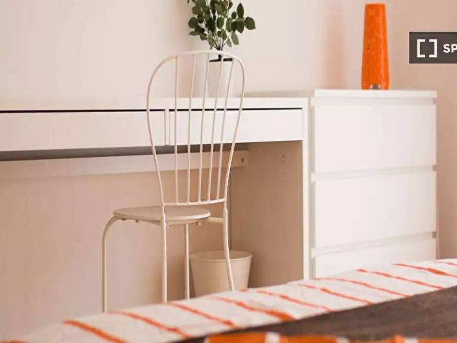 Immagine 13 di Camera condivisa in affitto  in Via Alfonso Capecelatro a Milano