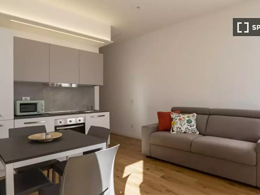 Immagine 2 di Appartamento in affitto  in Viale Marche a Milano