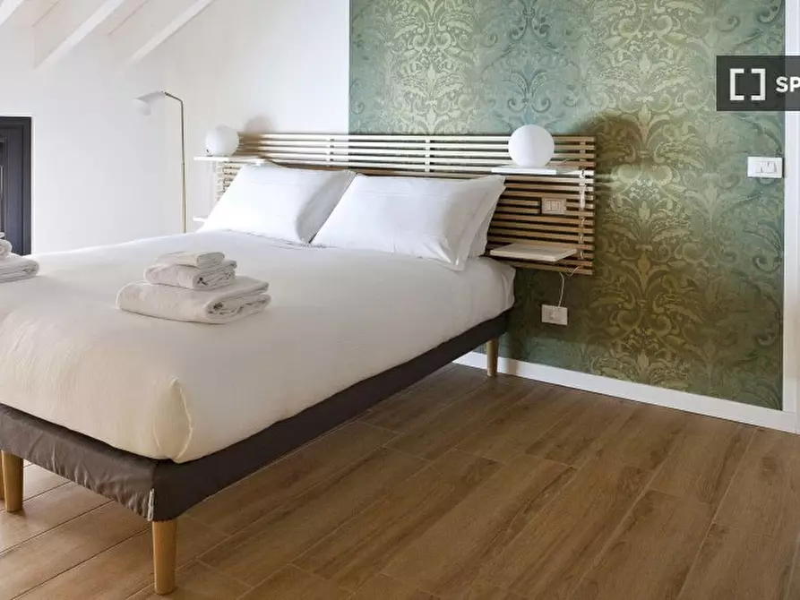 Immagine 14 di Appartamento in affitto  in Via Caretto a Milano