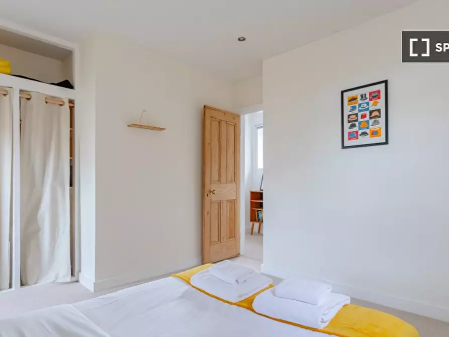 Immagine 19 di Appartamento in affitto  in Hollydale Rd a Camberwell